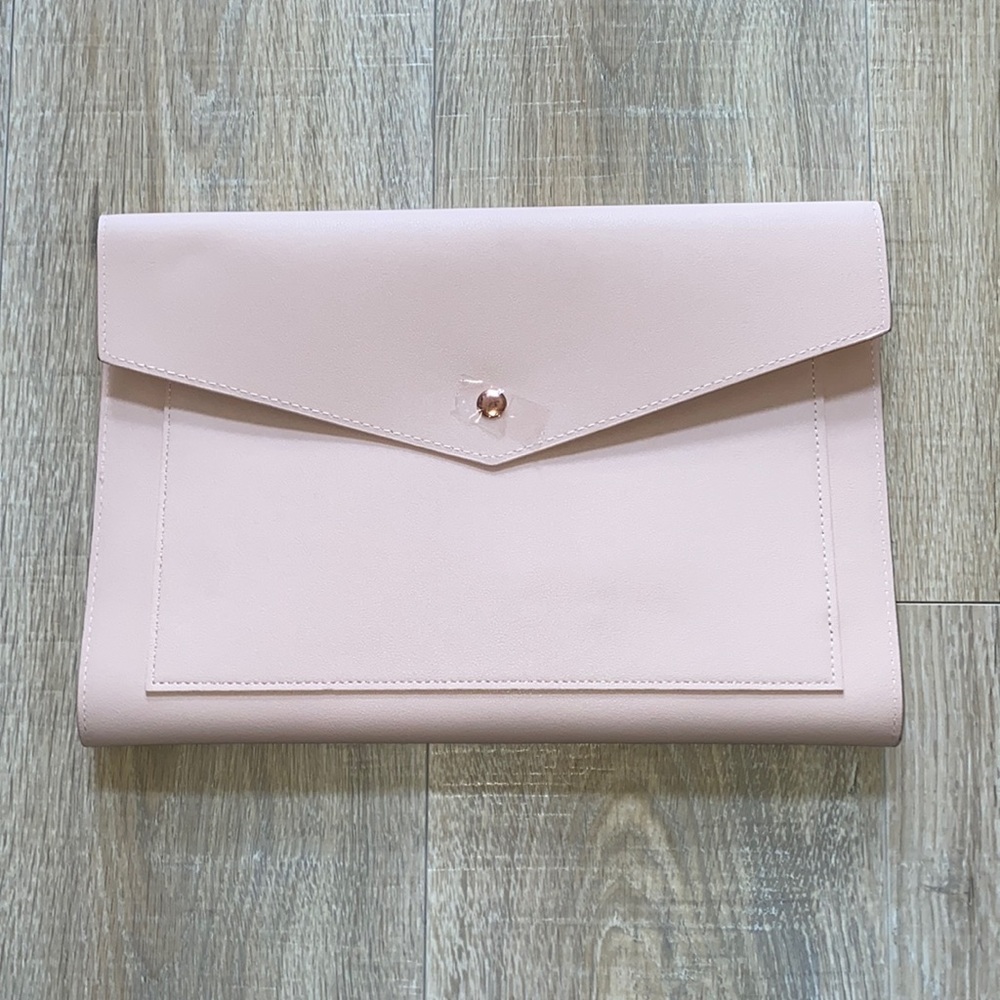 Glass Ladder & Co. Megan Portfolio Clutch
